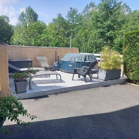 Appartement En Aveyron Aubin  Kültér fotó