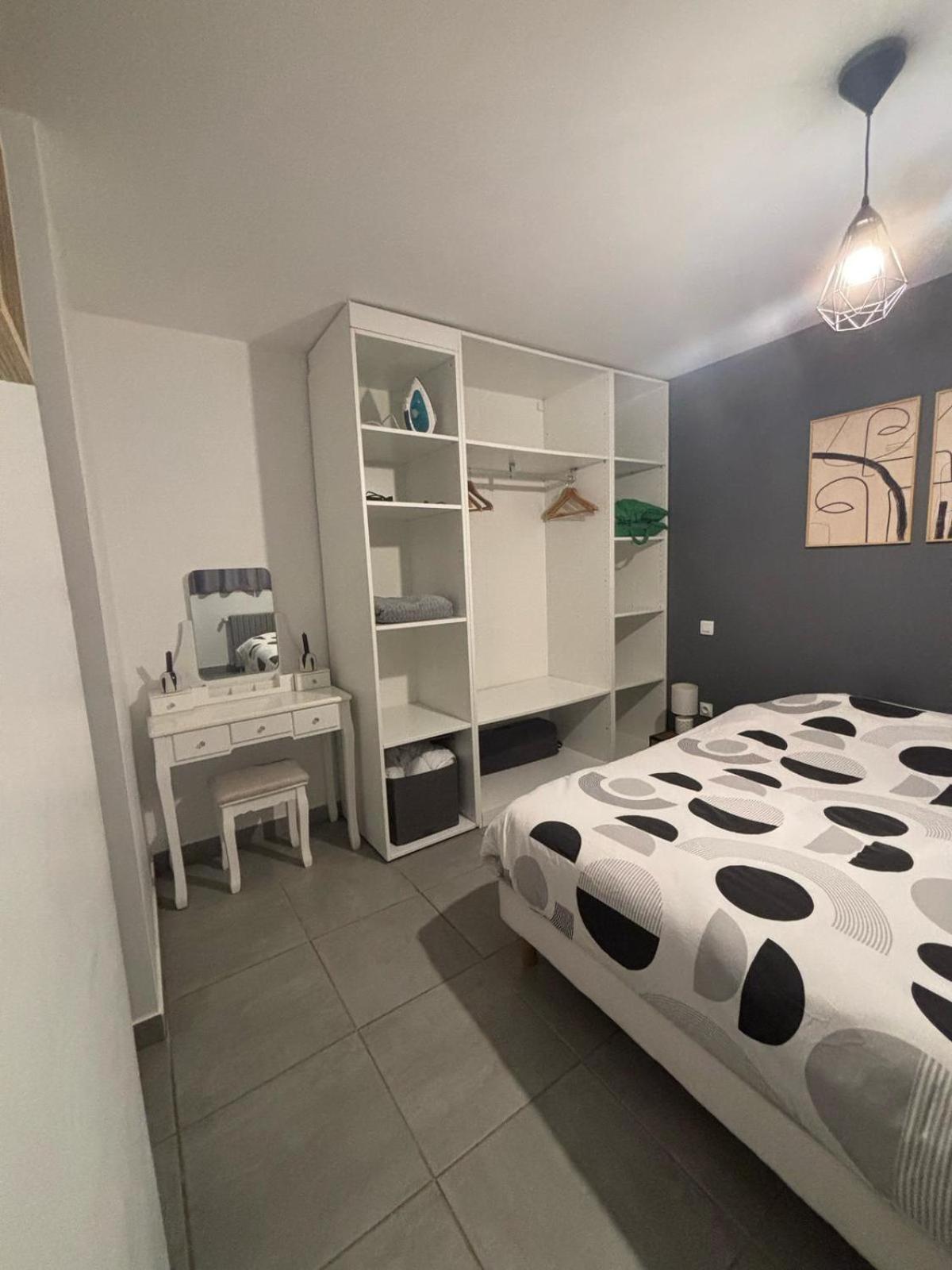 Appartement En Aveyron Aubin  Kültér fotó