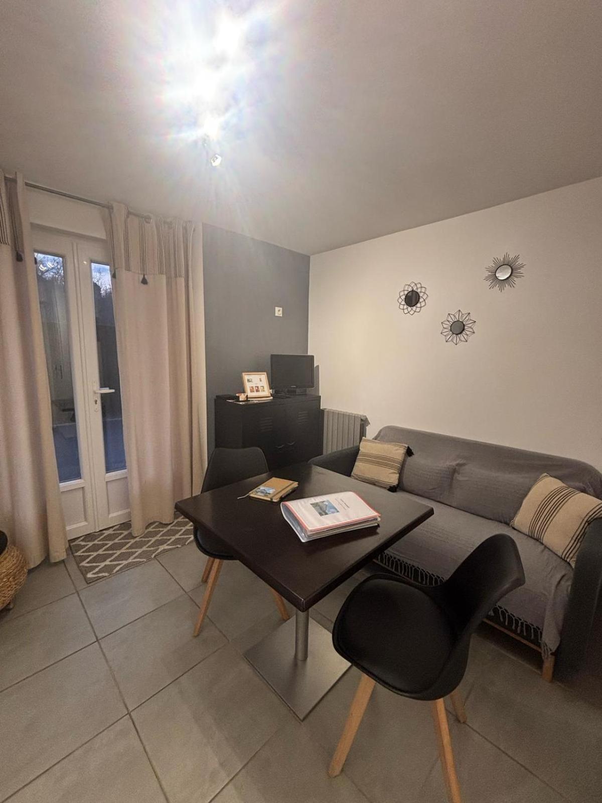 Appartement En Aveyron Aubin  Kültér fotó